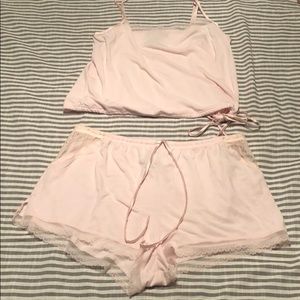 ❤️Victoria’s Secret SZ M (LIGHT PINK) pj set❤️